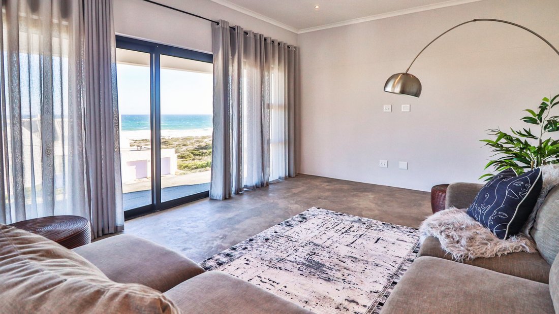 House in Yzerfontein, Western Cape, South Africa 5 - 18547856