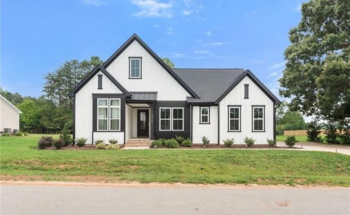House in Oak Ridge, North Carolina, United States 1