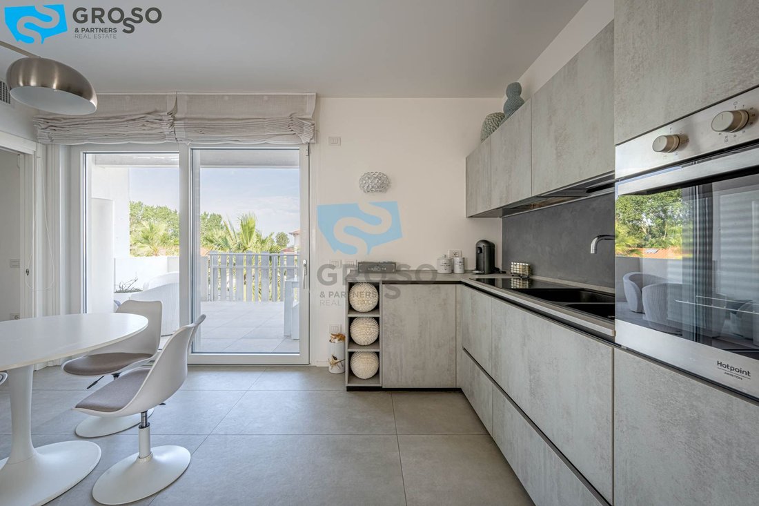 Apartment in Jesolo Town, Jesolo, Veneto 4 - 18548004