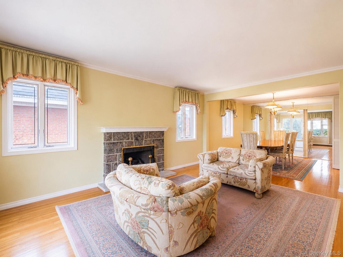 House in New York, New York, United States 4 - 18547738