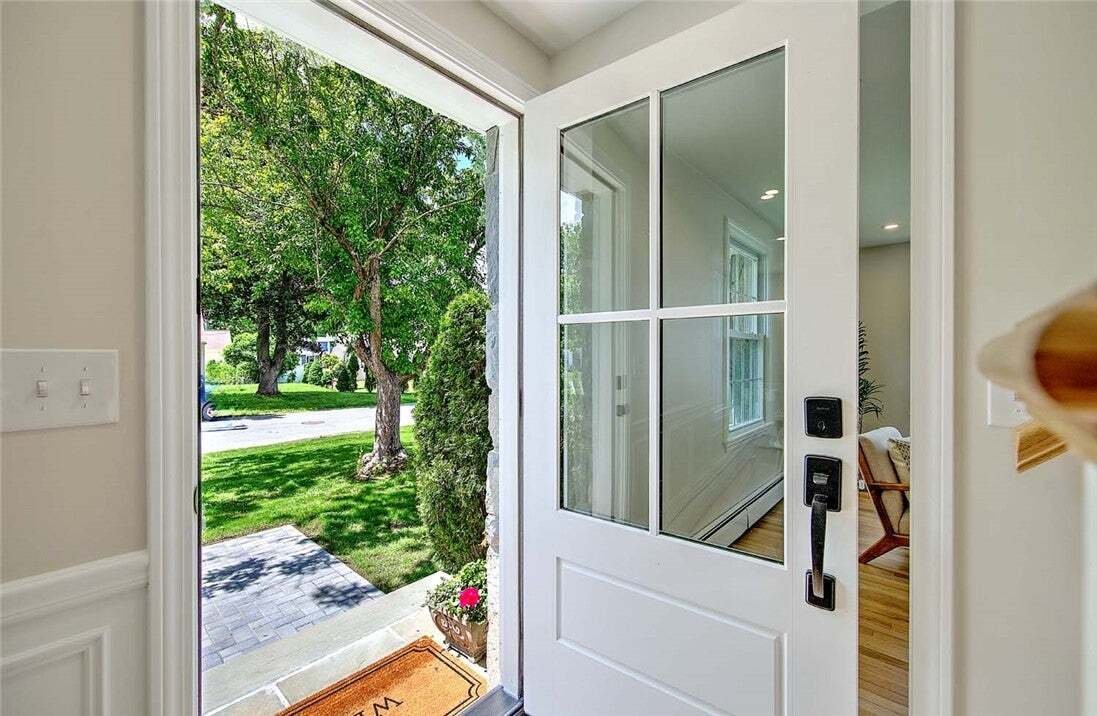 House in Barrington, Rhode Island, United States 2 - 18547692
