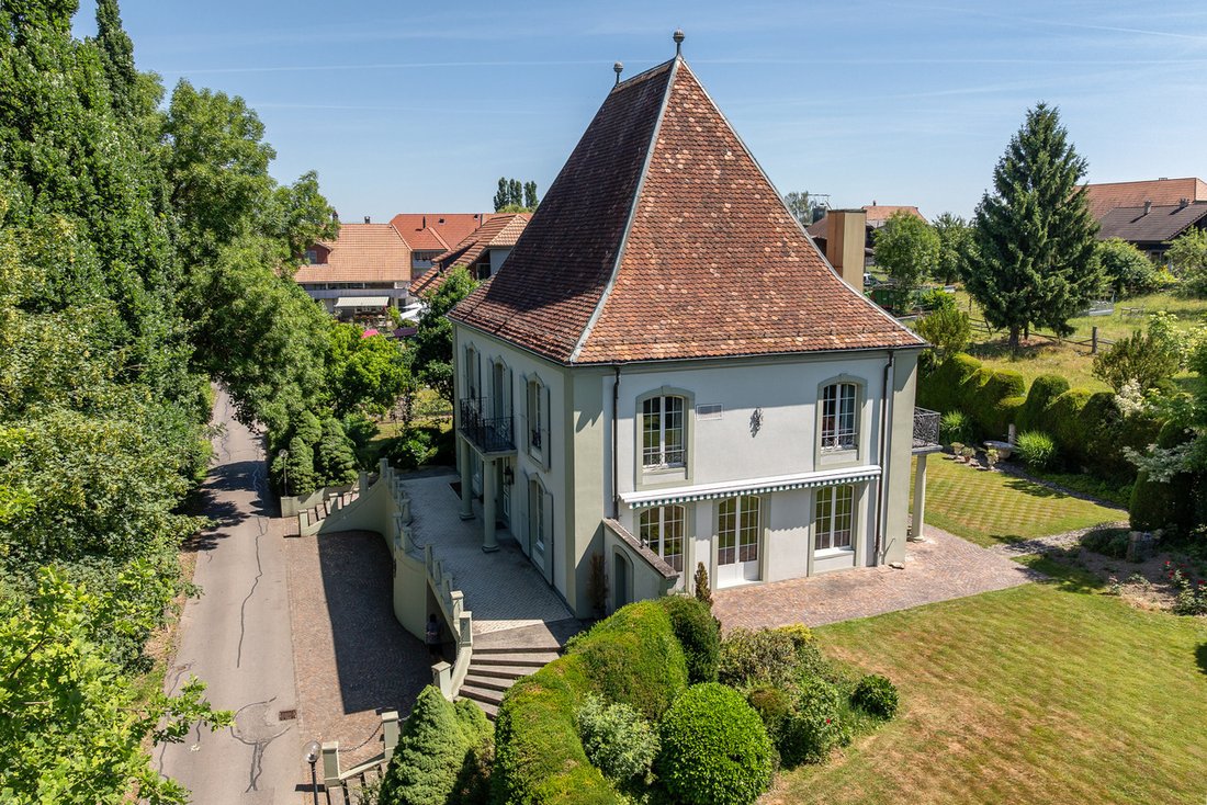 Villa in Münchringen, Canton of Bern, Switzerland 2 - 18547925