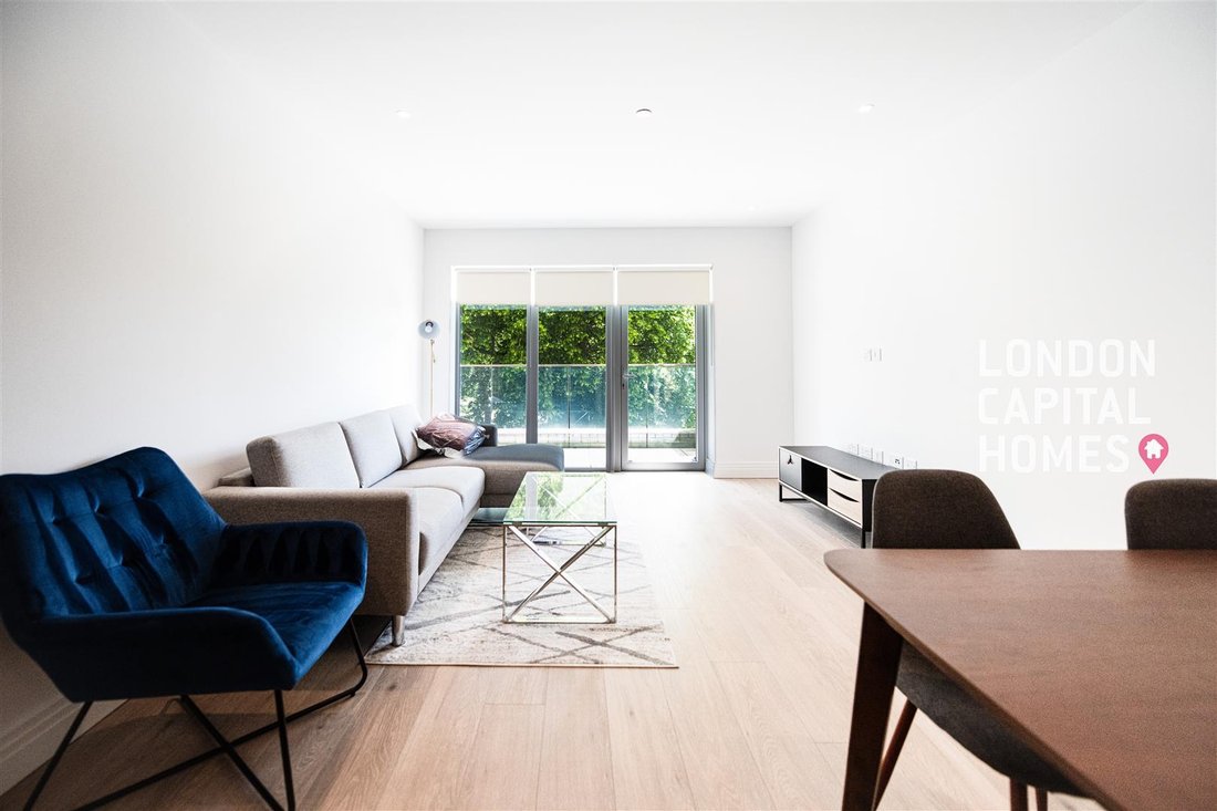 House in Ealing (London Borough of Ealing), Ealing, England 2 - 18547841