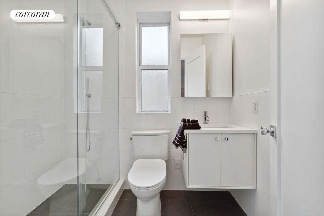 Condo in New York, New York, United States 5 - 17931772