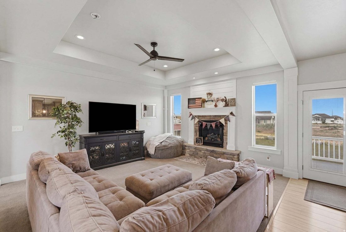 House in Hooper, Utah, United States 5 - 18547946