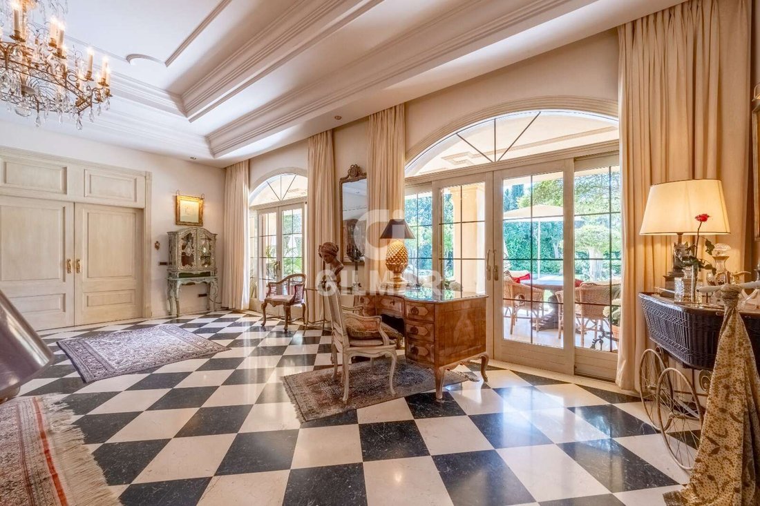 Villa a Guadalmina Baja, San Pedro de Alcántara, Spagna 4 - 18547863