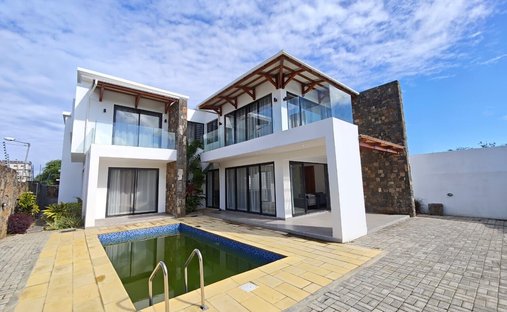 House in Trou-aux-Biches, Pamplemousses District, Mauritius 1