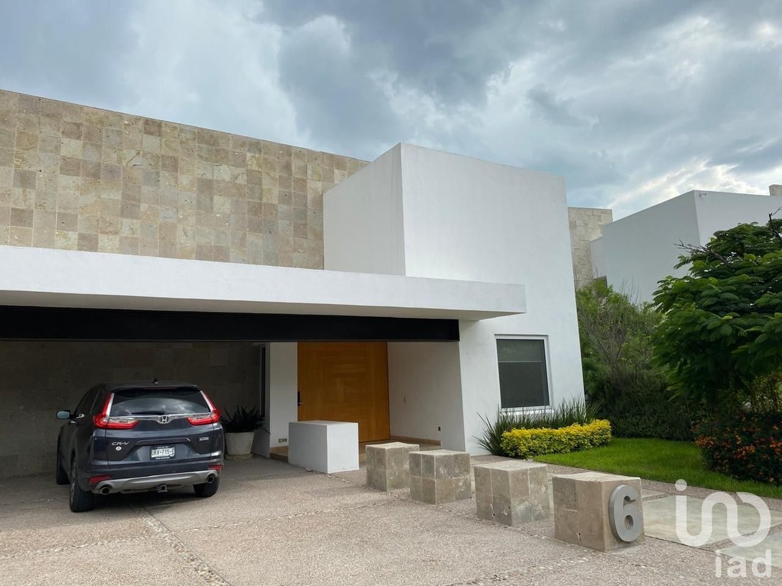 House in Santiago de Querétaro, Querétaro, Mexico 3 - 18548543