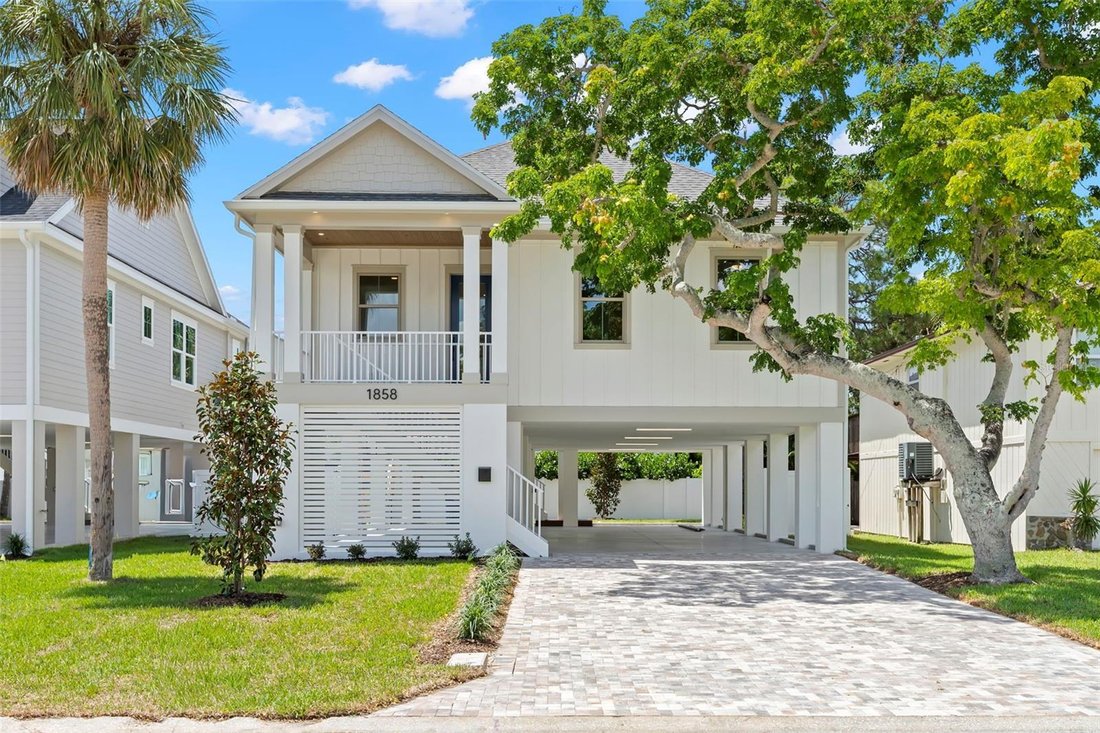 House in St. Petersburg, Florida, United States 1 - 18547850
