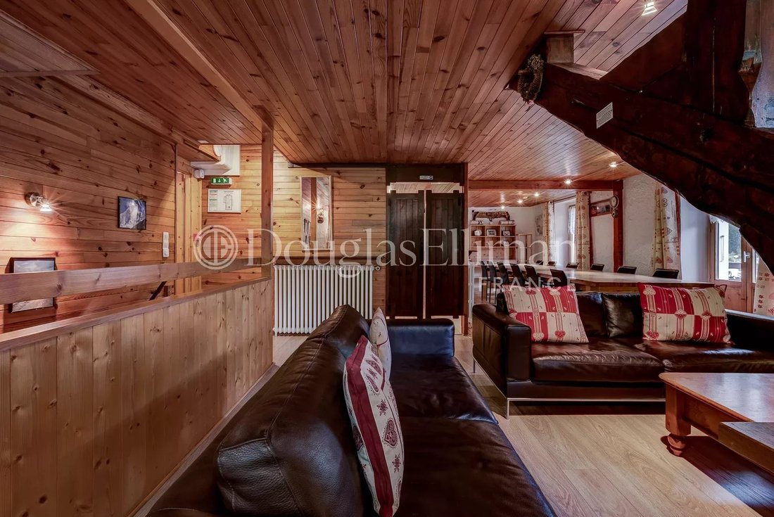 Chalet in Chamonix-Mont-Blanc, Auvergne-Rhône-Alpes, France 4 - 18547654