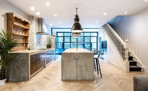 House in Ladbroke Grove, Kensington And Chelsea, England 1