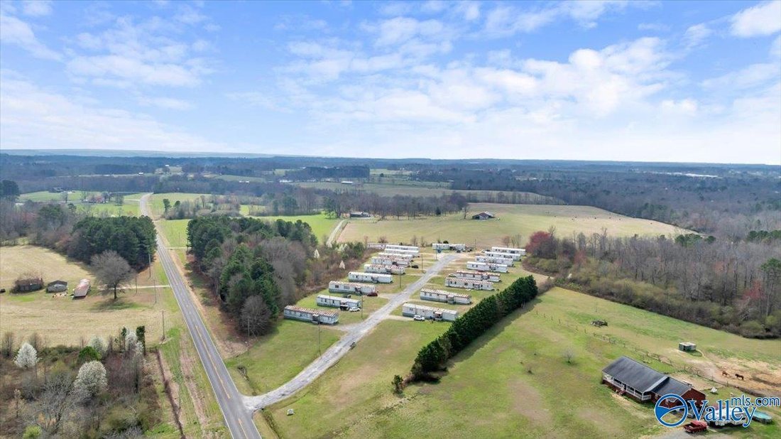Dawson, Alabama, United States 2 - 18548034