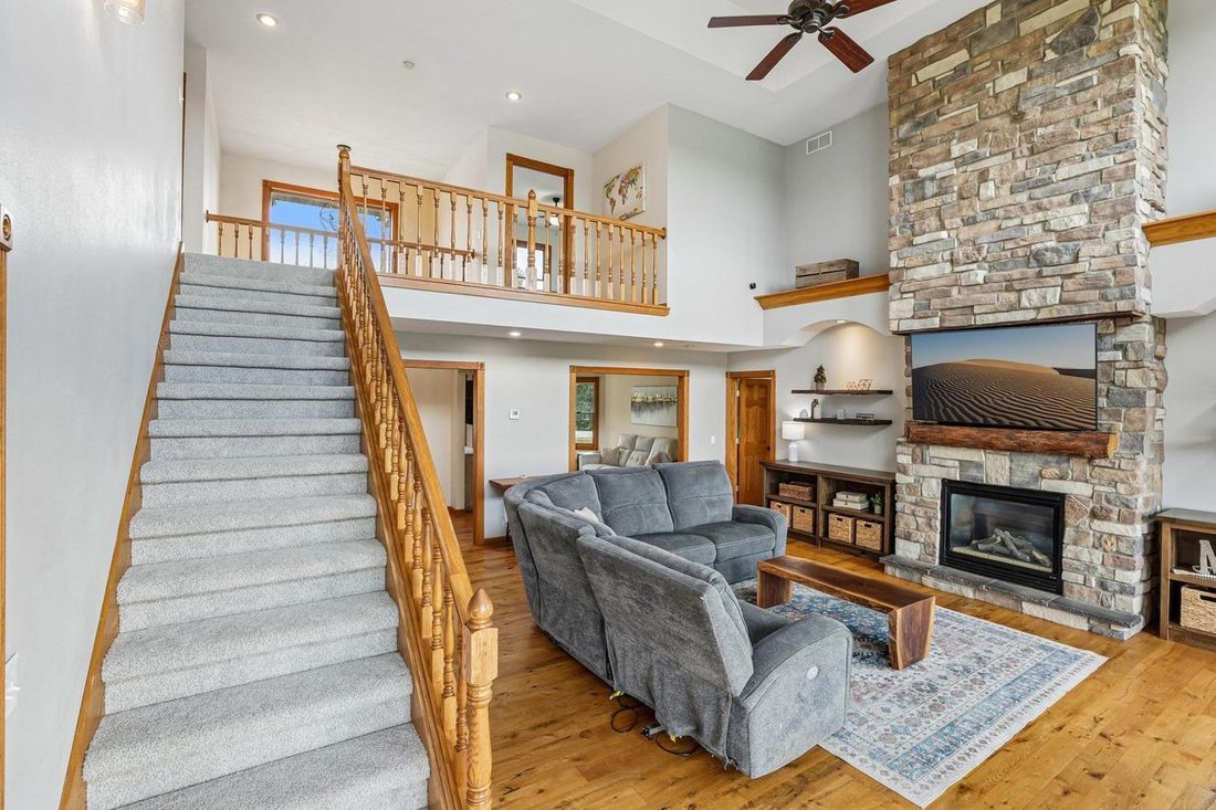 House in New Glarus, Wisconsin, United States 5 - 18547744