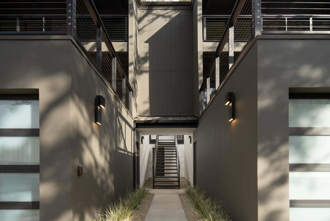 Santa Barbara, California, United States 2 - 18547857