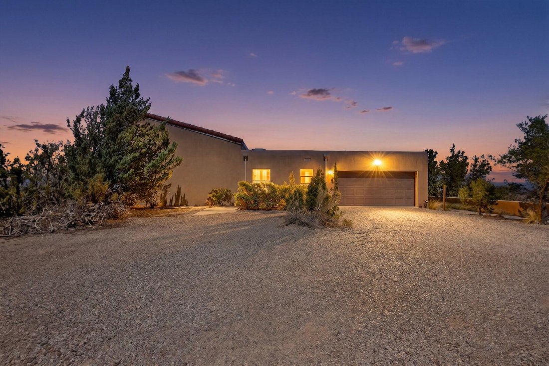 House in Placitas, New Mexico, United States 4 - 18547625