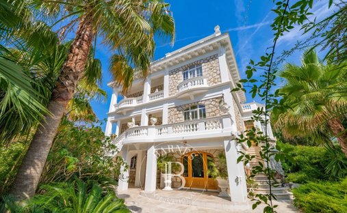 Villa in Val de Cagne-Colline Route de Vence, Cagnes-sur-Mer, France 1