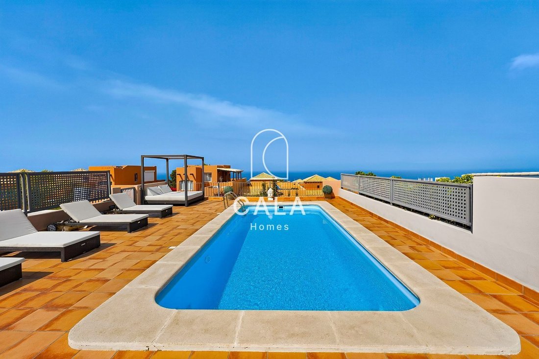 House in La Caleta, Adeje, Canary Islands 2 - 18428118