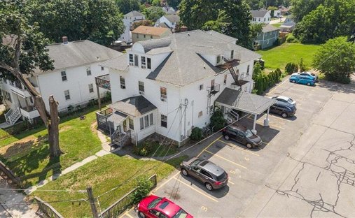 Apartment in West Warwick, Rhode Island, United States 1