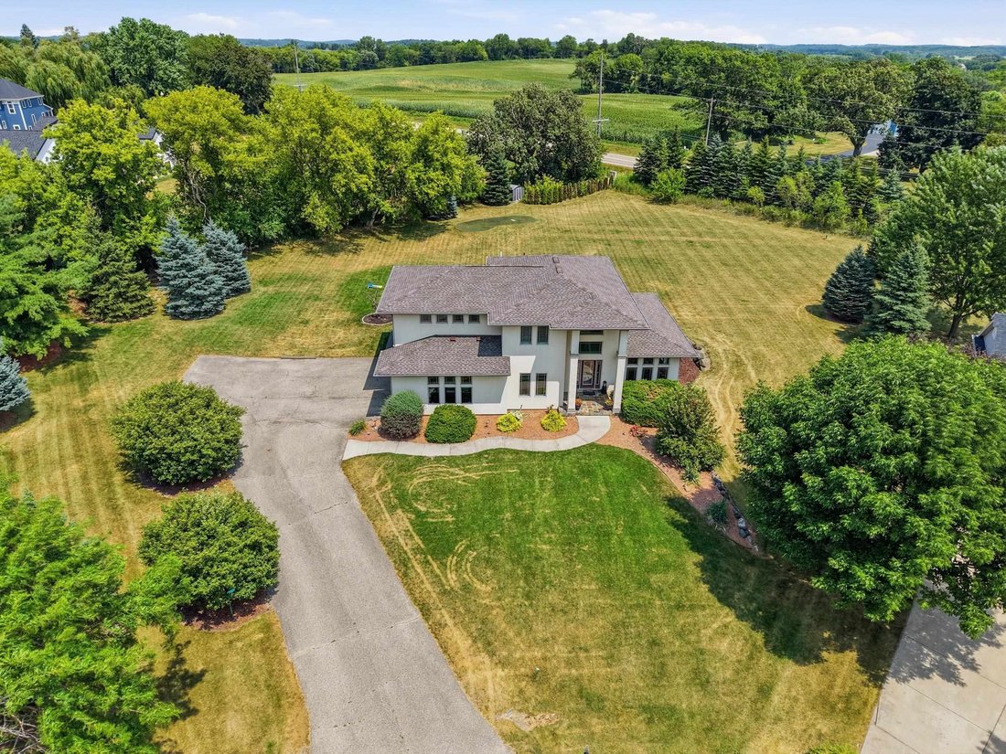 House in Cottage Grove, Wisconsin, United States 1 - 18547577
