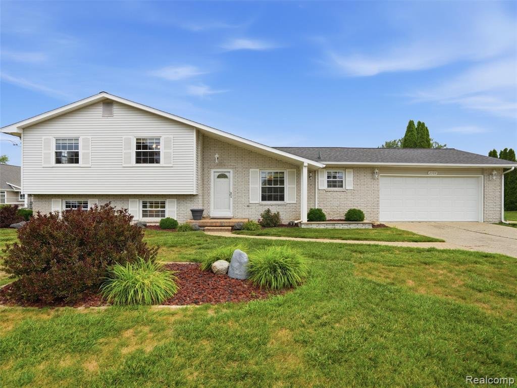 House in Fenton, Michigan, United States 1 - 18548061