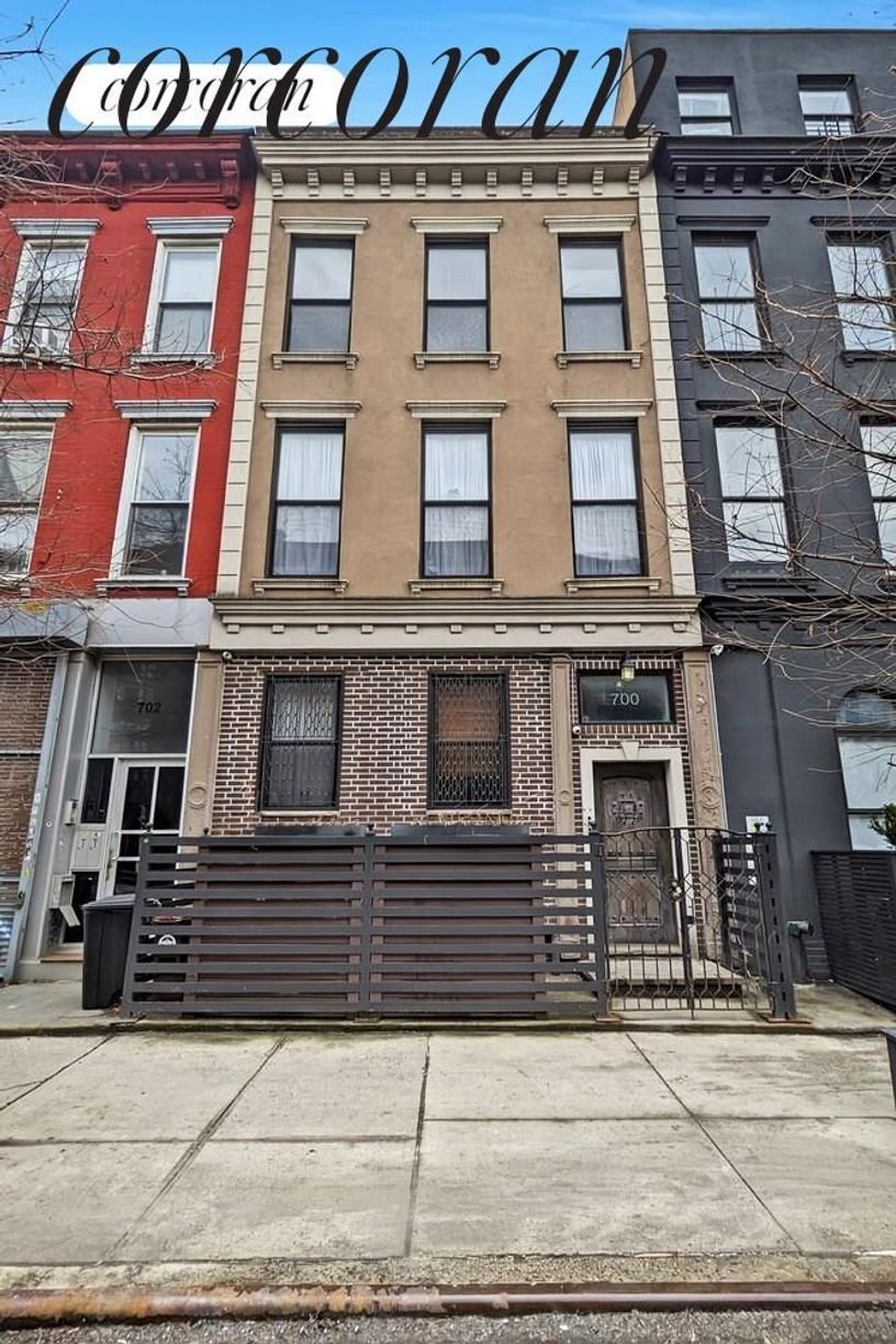 House in New York, New York, United States 1 - 18547530