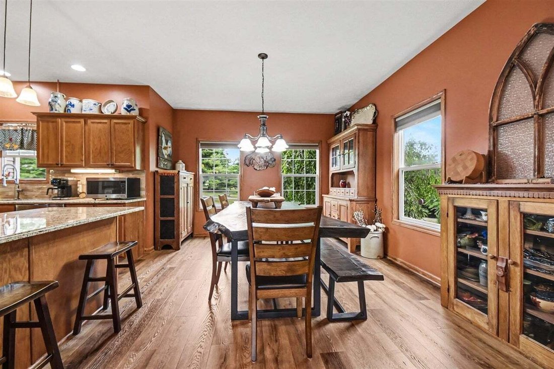 House in Caledonia, Michigan, United States 5 - 18548052