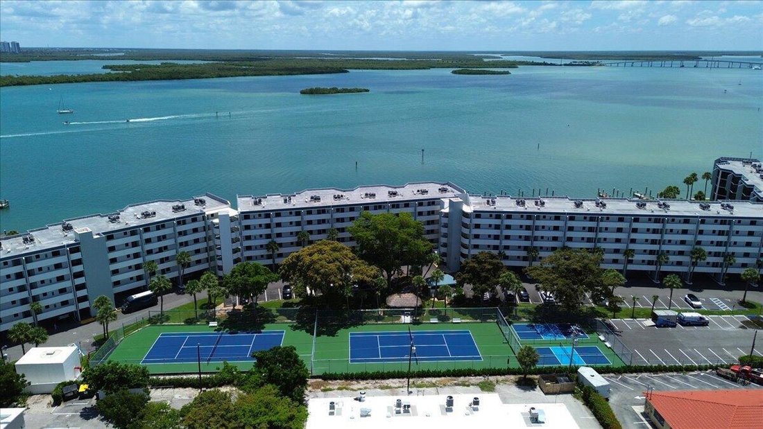 Condo in Marco Island, Florida, United States 4 - 18547826
