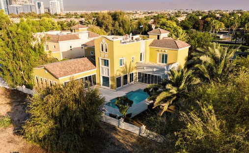 Villa in Emirati Arabi Uniti 1