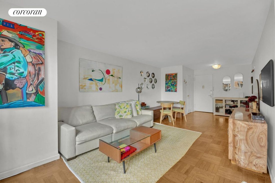 Co Op in New York, New York, United States 2 - 18429424