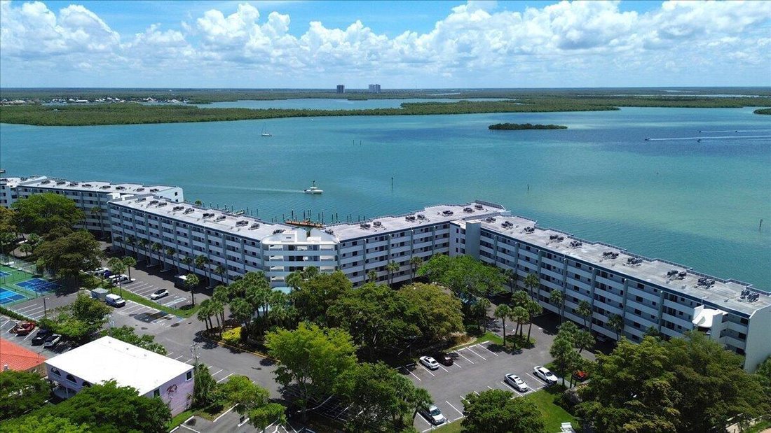 Condo in Marco Island, Florida, United States 3 - 18547826