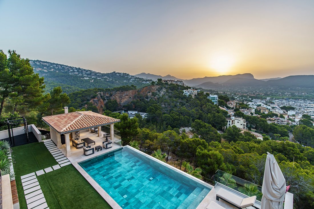 Villa in Port d'Andratx, Andratx, Balearic Islands 1 - 18549819