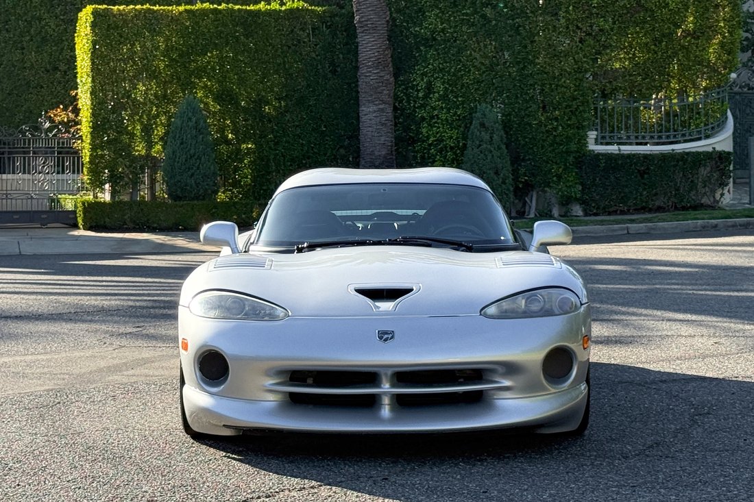 Coupe in West Hollywood, CA, United States 2 - 18550034