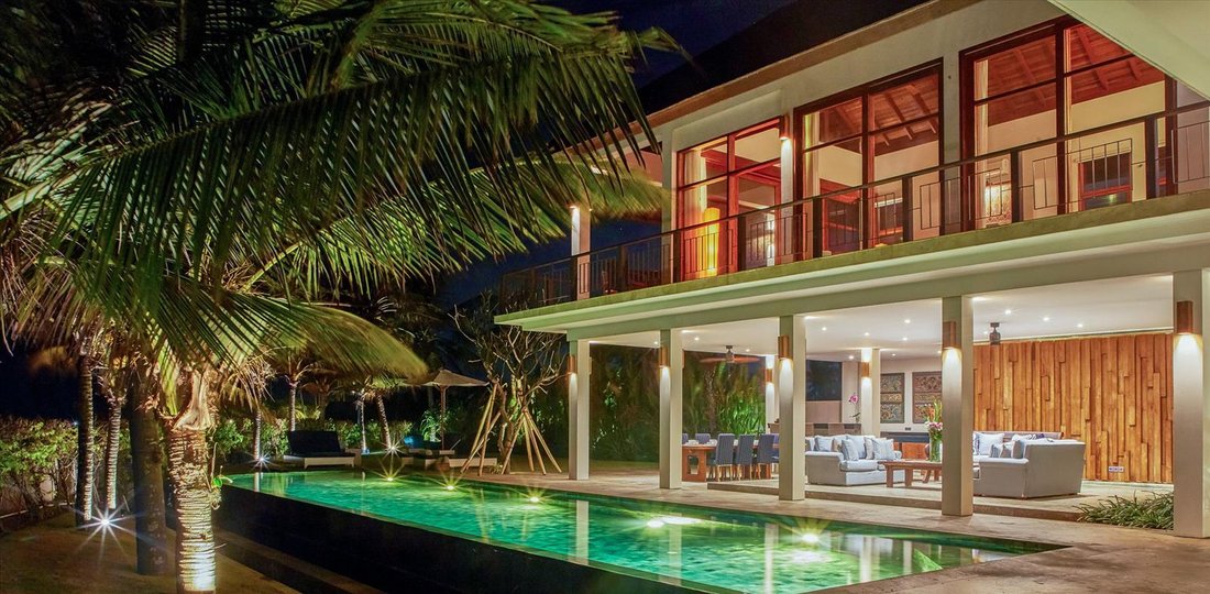 Villa in Kecamatan Sukawati, Bali, Indonesia 1 - 18548780