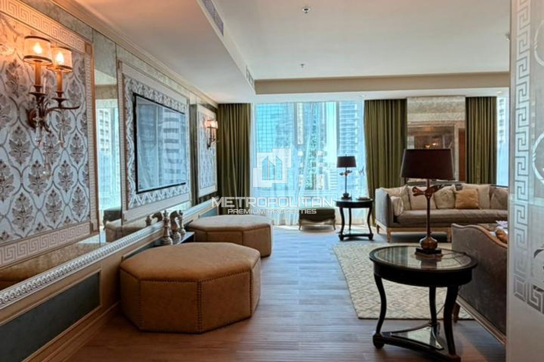 Apartment in DIFC / Dubai International Financial Centre, Dubai, United Arab Emirates 2 - 18550141