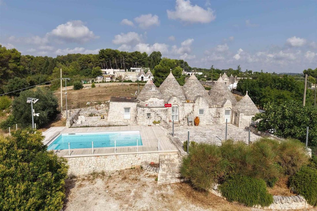 Chalet in Ceglie Messapica, Apulia, Italy 1 - 18552950