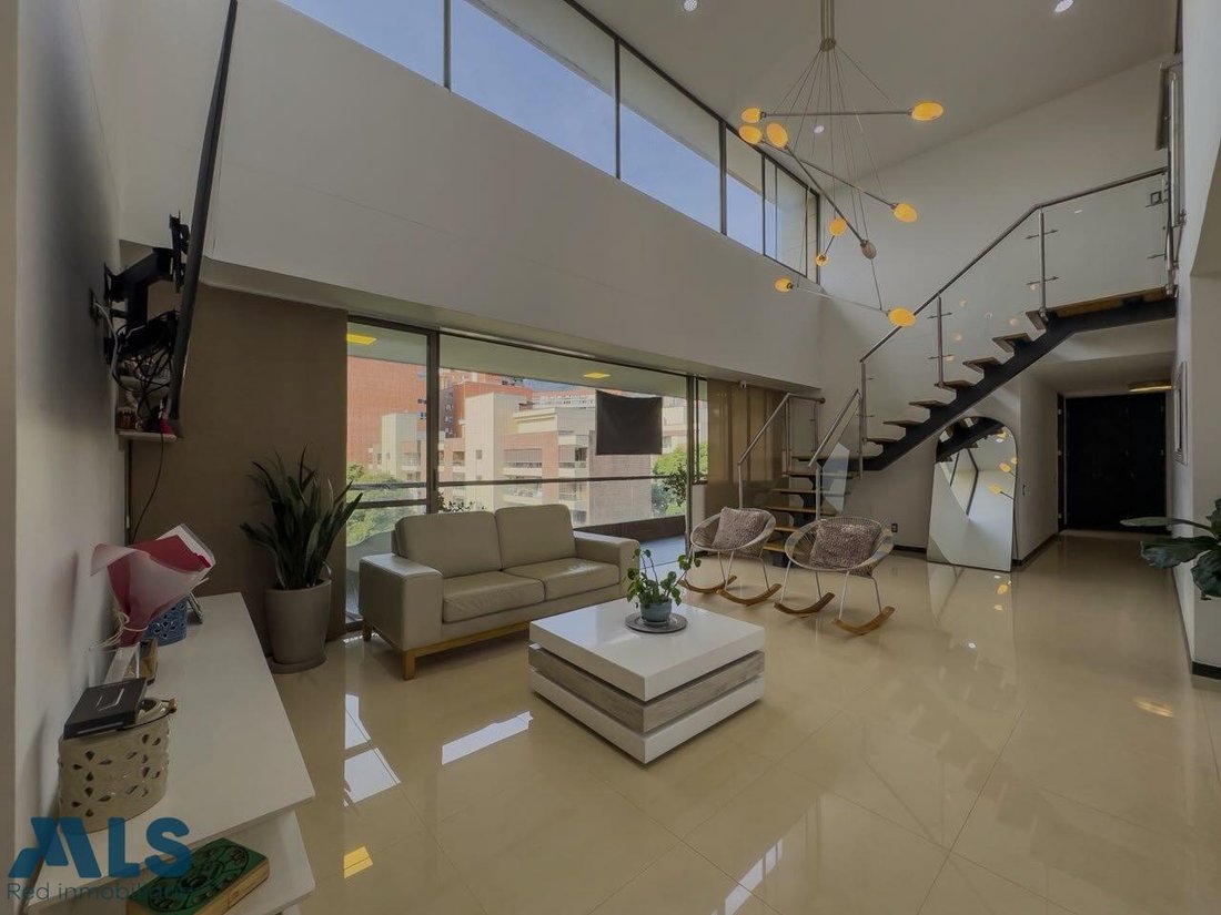Apartment in Envigado, Antioquia, Colombia 4 - 18549056