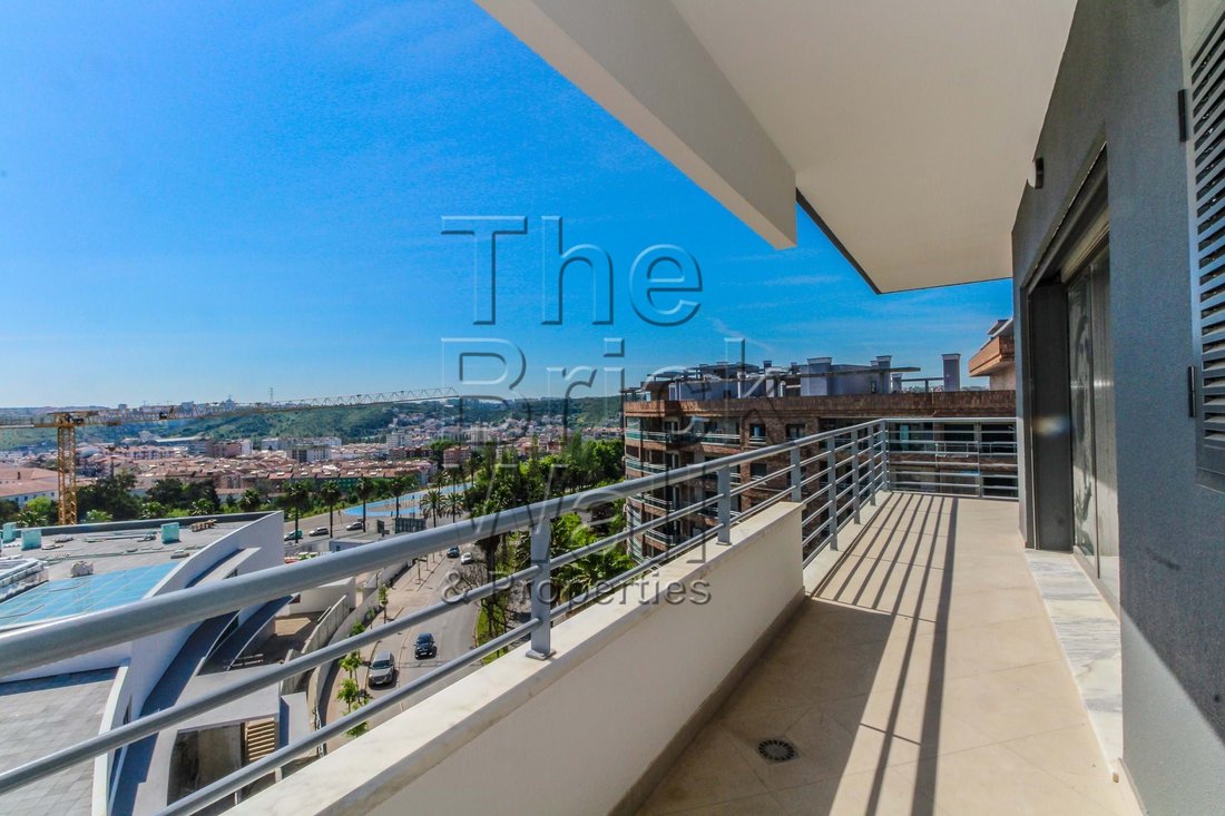 Apartment in Odivelas, Lisbon, Portugal 4 - 12795734