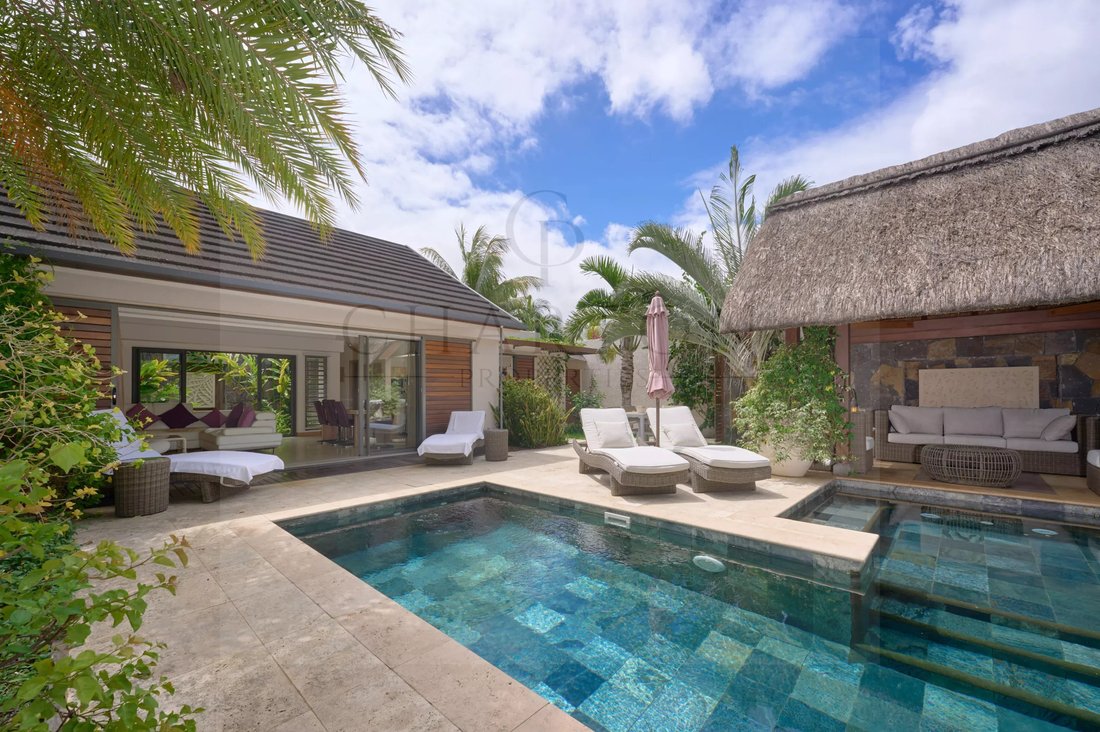 Villa in Grand Baie, Rivière du Rempart District, Mauritius 1 - 18549869