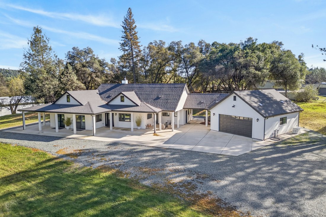 Somerset, California, United States 1 - 17395433