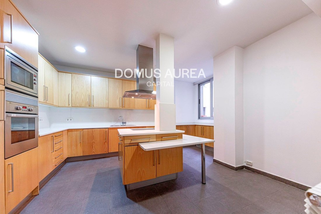 Apartment in Tetuan, Madrid, Spain 5 - 18551292