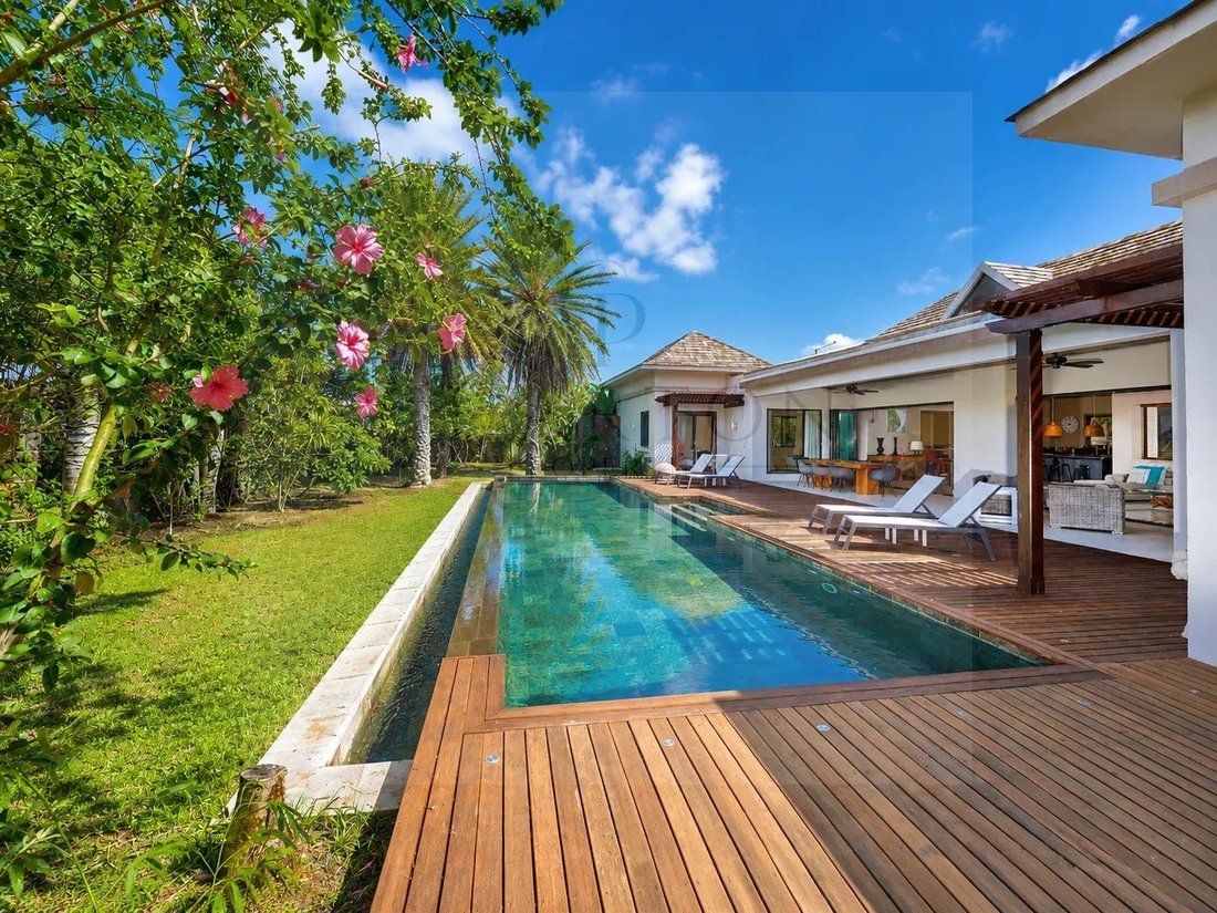 Villa in Grand Baie, Rivière du Rempart District, Mauritius 2 - 18549865