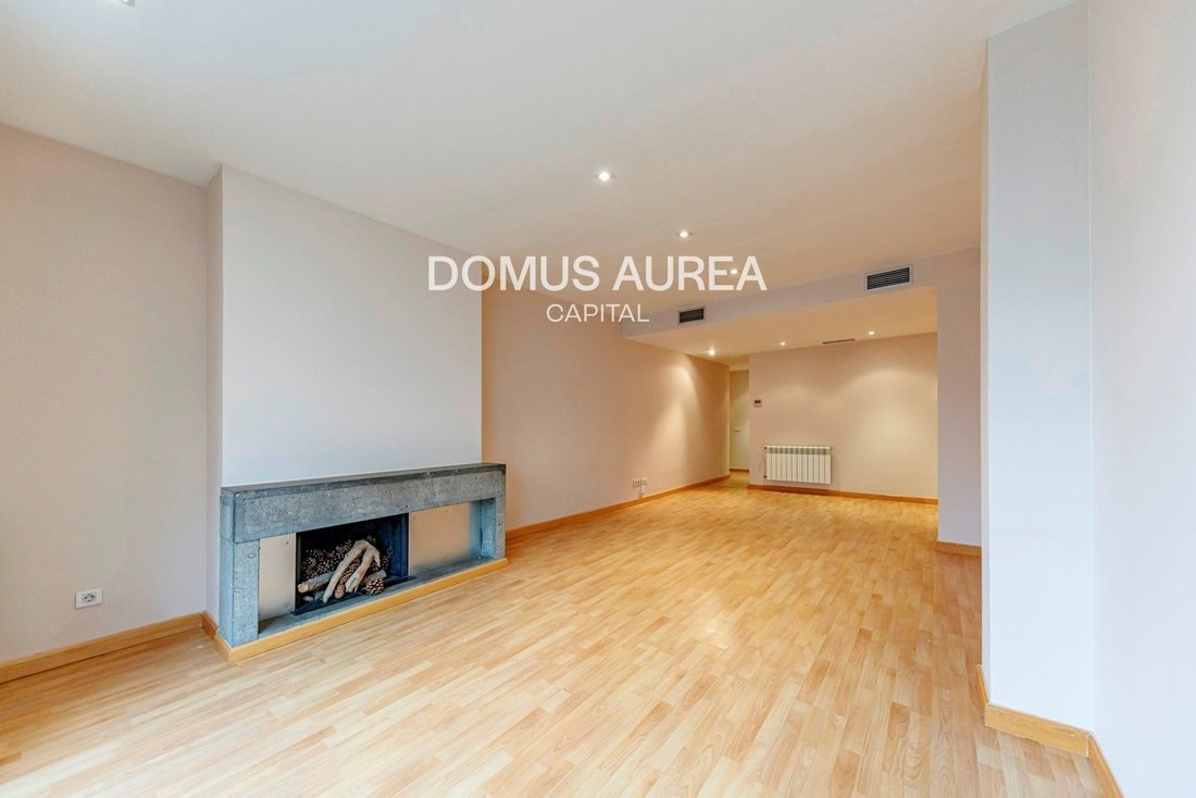 Apartment in Tetuan, Madrid, Spain 3 - 18551292