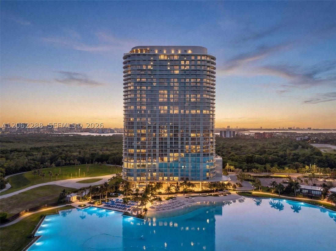 Condo in North Miami Beach, Florida, United States 1 - 18548960