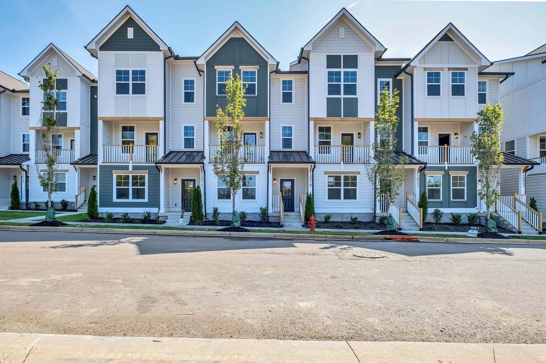 Co Op in Nashville, Tennessee, United States 1 - 18552088