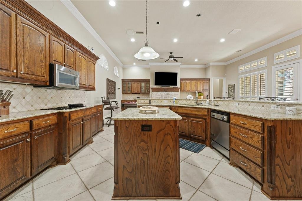House in Frisco, Texas, United States 4 - 18552721