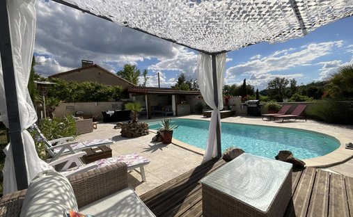 House in Saint-Privat-en-Périgord, Nouvelle-Aquitaine, France 1