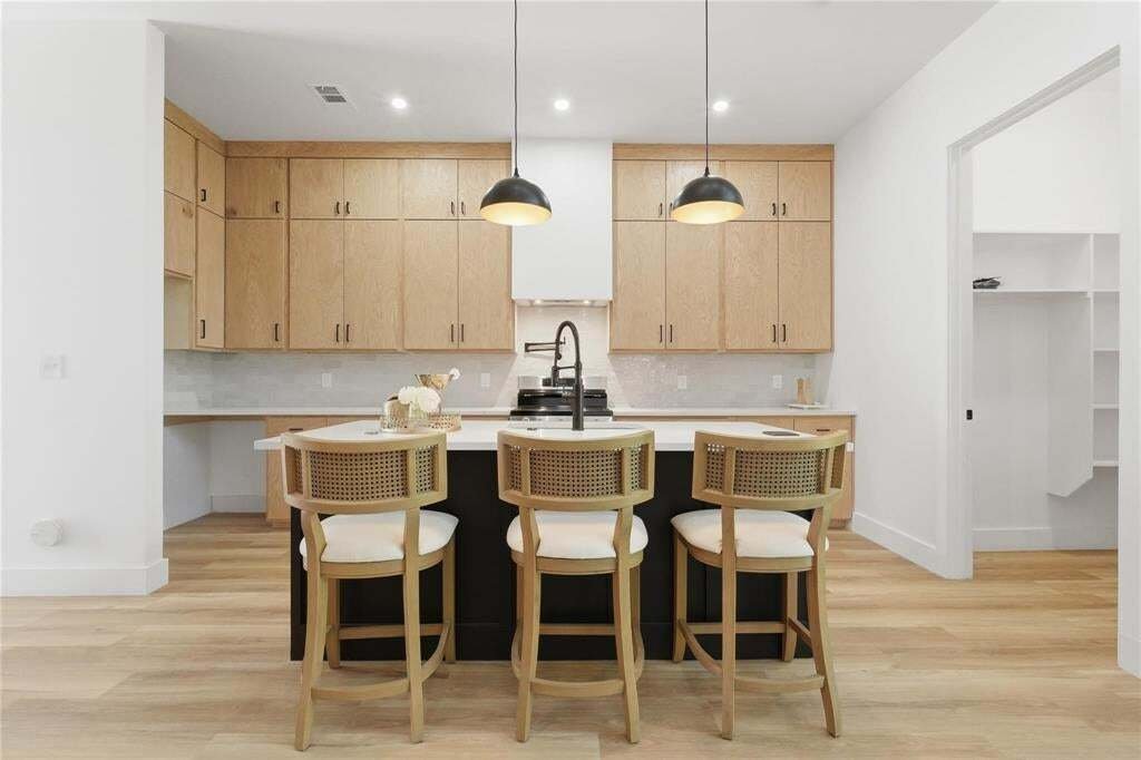 House in Dallas, Texas, United States 5 - 18548943