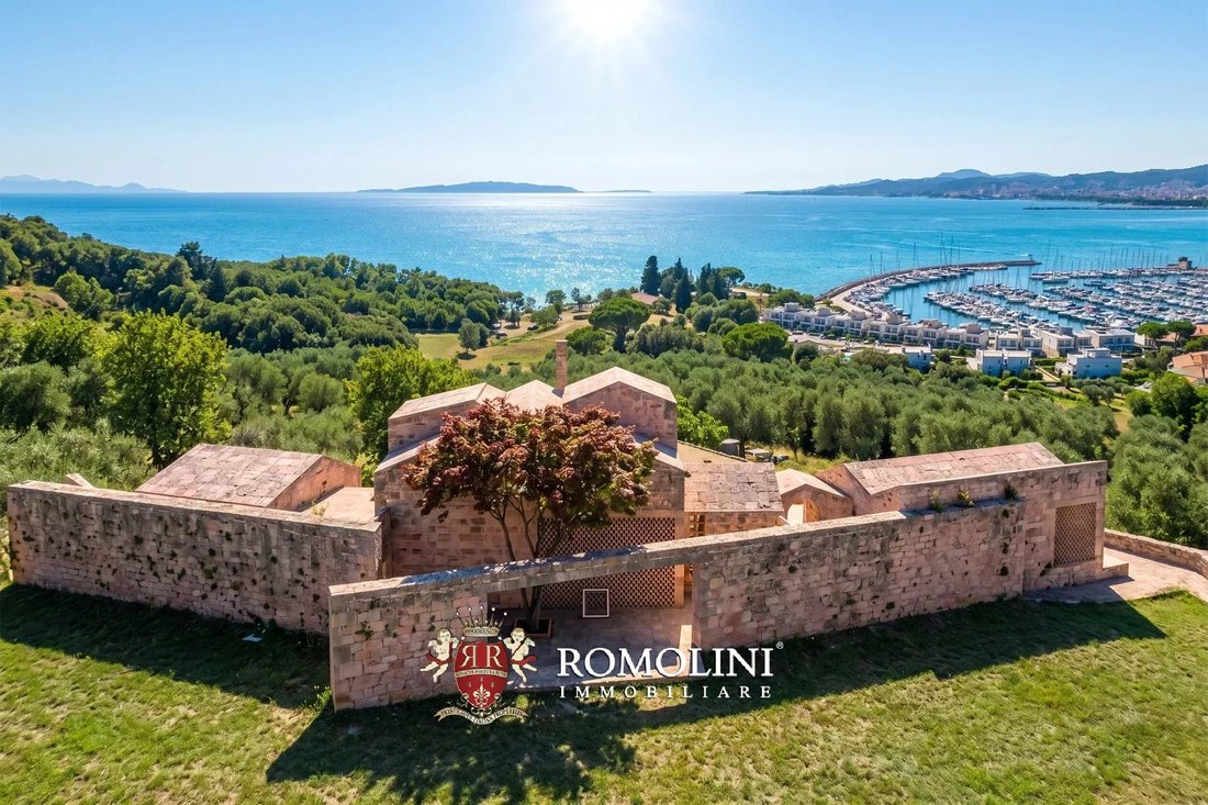 Villa in Scarlino, Tuscany, Italy 1 - 18336305