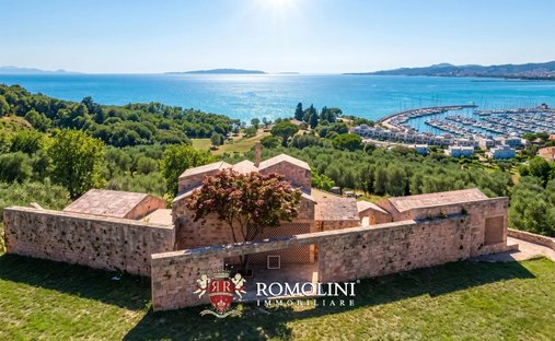 Villa en Scarlino, Toscana, Italia 1