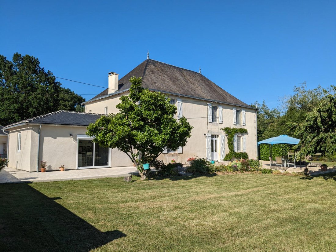 Maison à Romagne, Nouvelle-Aquitaine, France 5 - 18549316